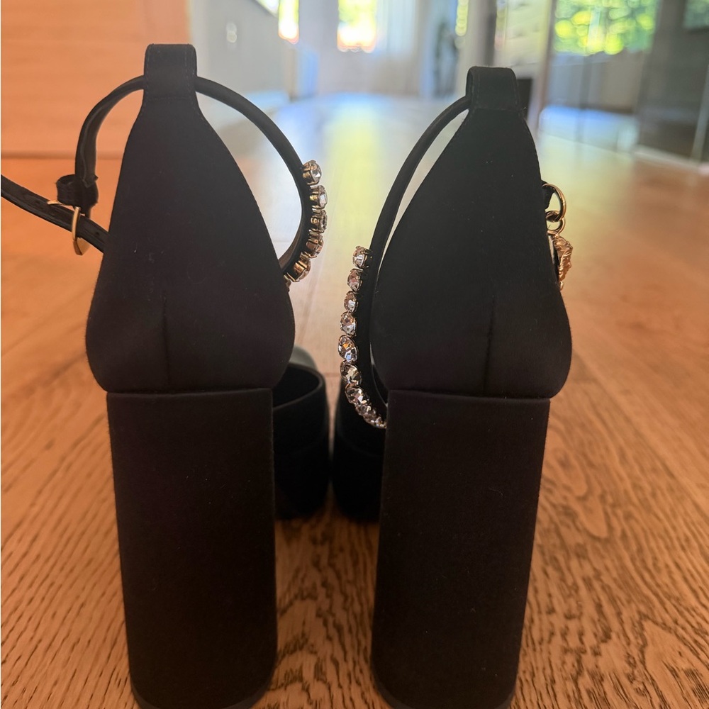 Versace Black and Gold Women's Heels - Picture 4 of 5